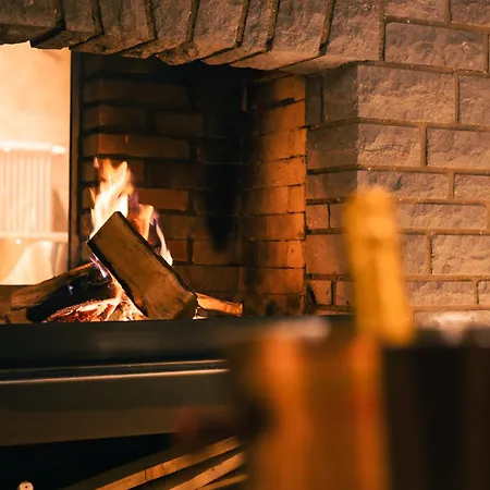 Unique W/ Amazing View & Private Wellness *