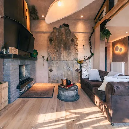 Villa Unique W/ Amazing View & Private Wellness *