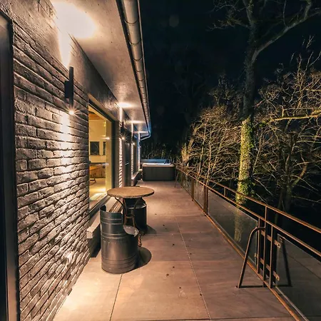 Unique W/ Amazing View&private Wellness * Dinant