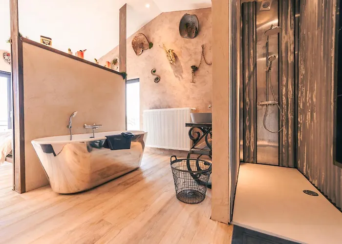 Unique W/ Amazing View&private Wellness